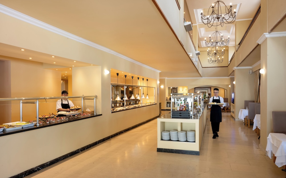 Canvas by Mitsis Petit Palais — Restaurant & bars in Rhodes Town, South Aegean