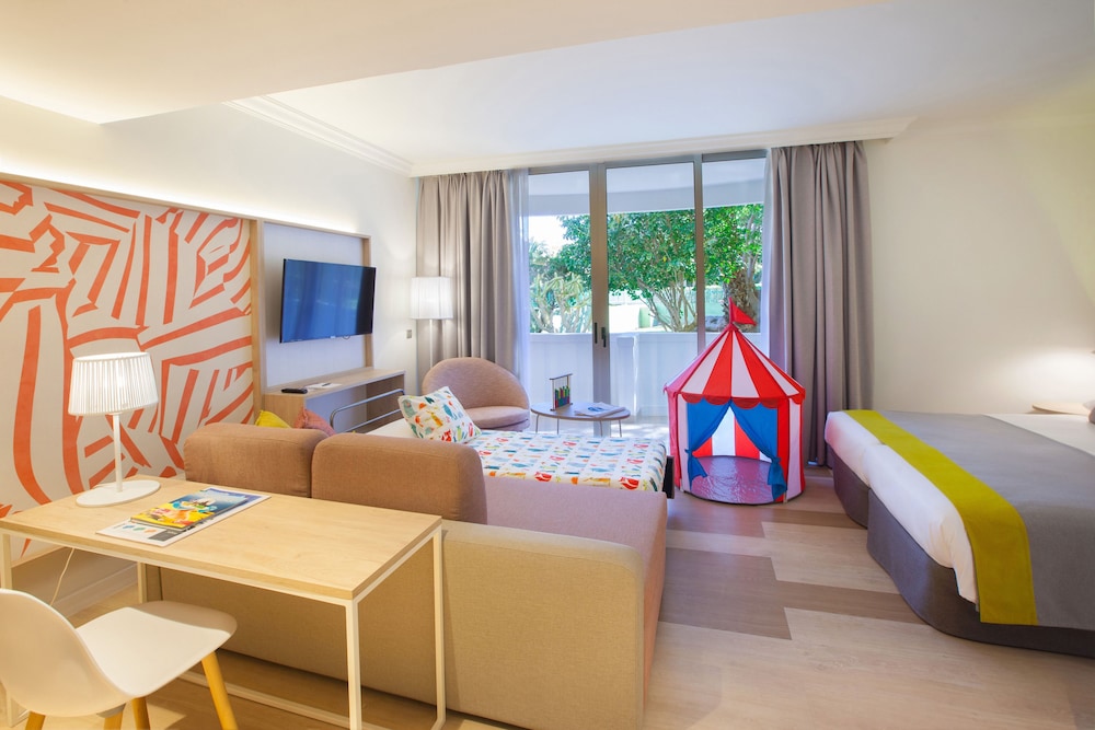 Abora Buenaventura by Lopesan Hotels — Hotel rooms in Playa del Ingles, Canary Islands