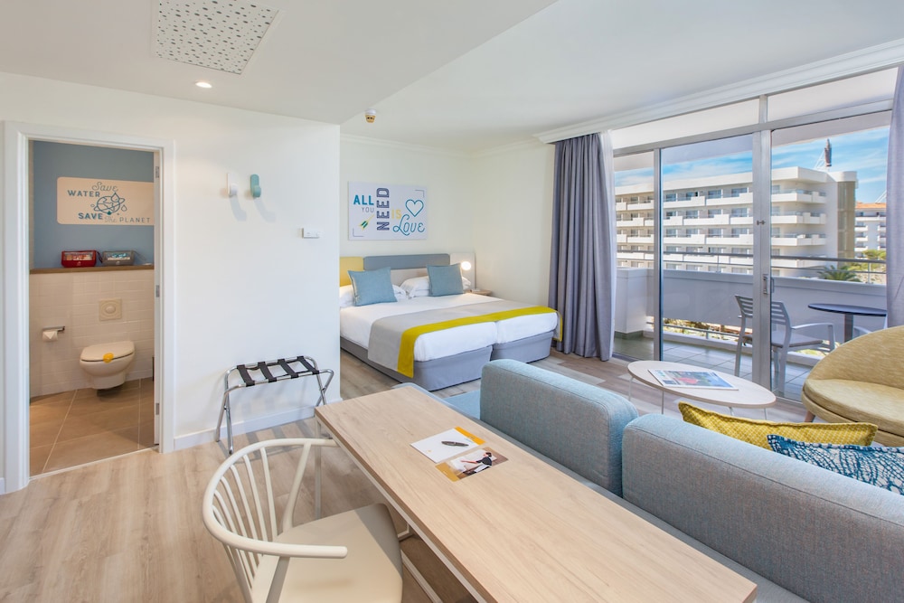 Abora Buenaventura by Lopesan Hotels — Hotel rooms in Playa del Ingles, Canary Islands