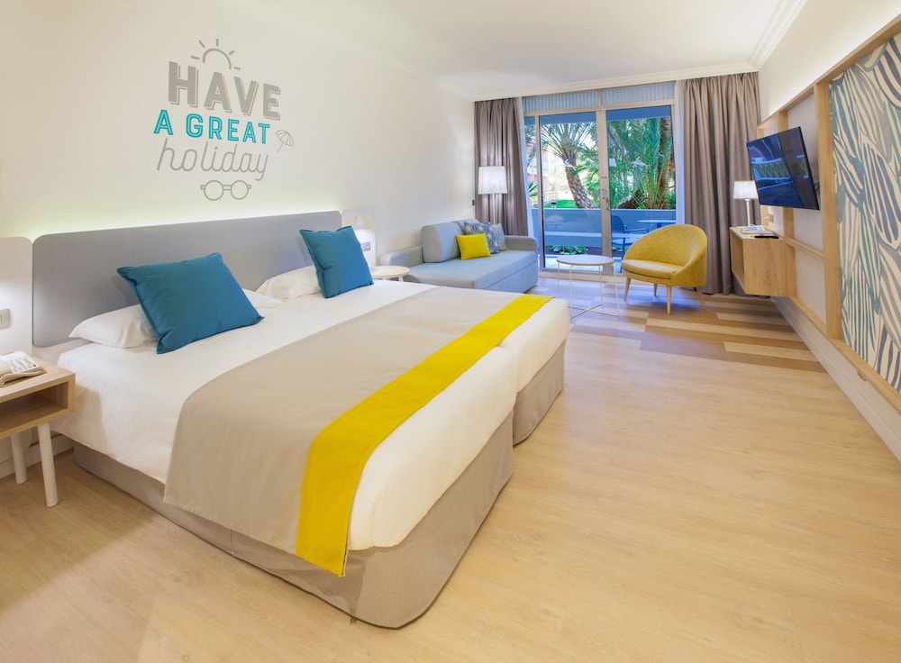 Abora Buenaventura by Lopesan Hotels — Hotel rooms in Playa del Ingles, Canary Islands
