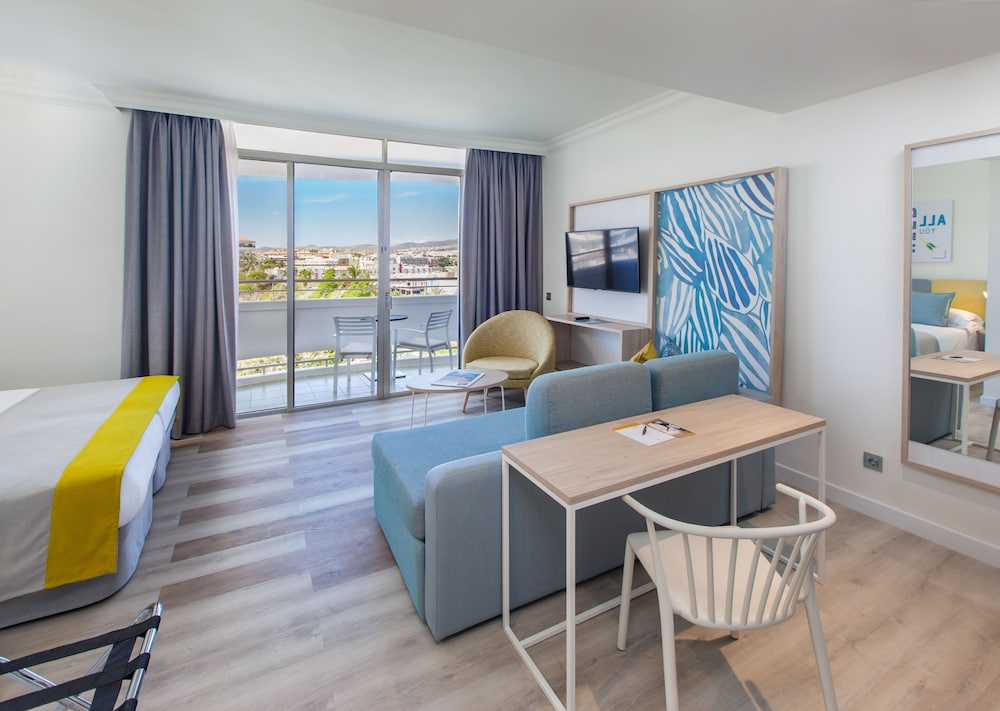 Abora Buenaventura by Lopesan Hotels — Hotel rooms in Playa del Ingles, Canary Islands