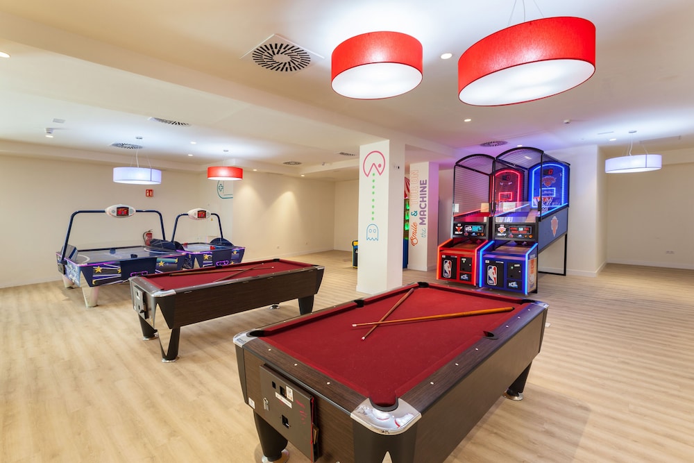 Abora Buenaventura by Lopesan Hotels — Sports & recreation in Playa del Ingles, Canary Islands