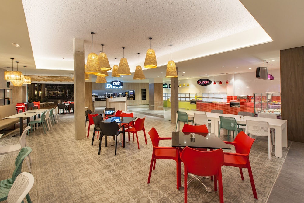 Abora Buenaventura by Lopesan Hotels — Restaurant & bars in Playa del Ingles, Canary Islands