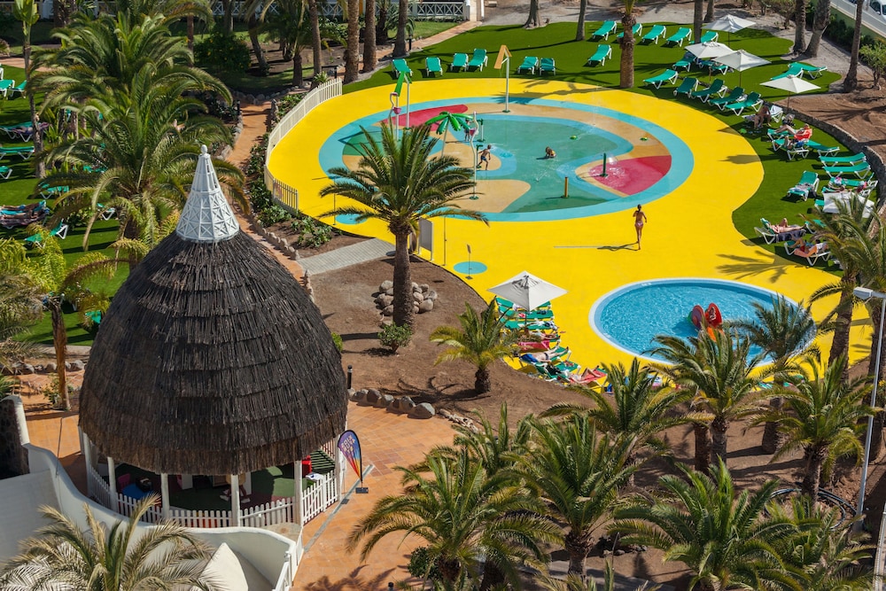 Abora Buenaventura by Lopesan Hotels — Attractions for children in Playa del Ingles, Canary Islands