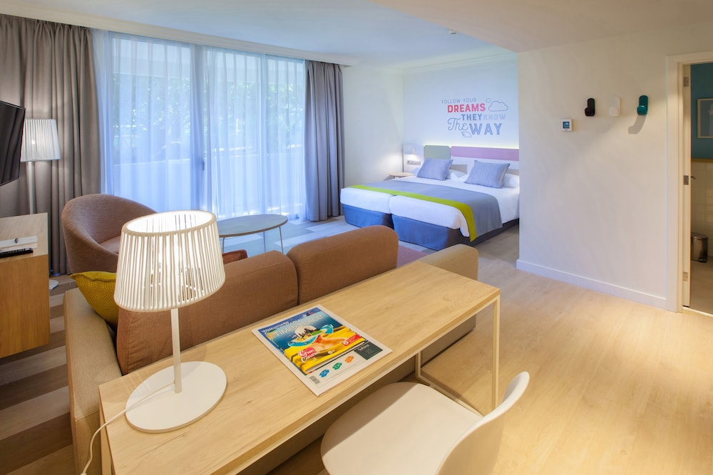 Abora Buenaventura by Lopesan Hotels — Hotel rooms in Playa del Ingles, Canary Islands