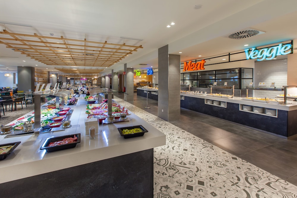 Abora Buenaventura by Lopesan Hotels — Restaurant & bars in Playa del Ingles, Canary Islands