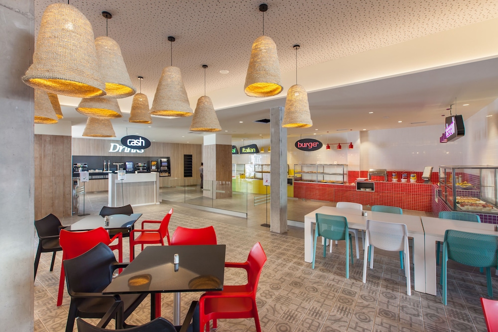 Abora Buenaventura by Lopesan Hotels — Restaurant & bars in Playa del Ingles, Canary Islands