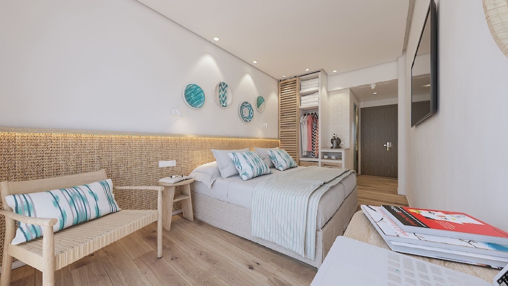 Hotel Moré — Hotel rooms in Alcudia, Balearic Islands
