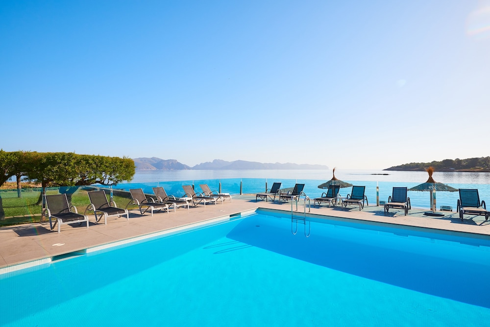 Hotel Moré — Main photo in Alcudia, Balearic Islands