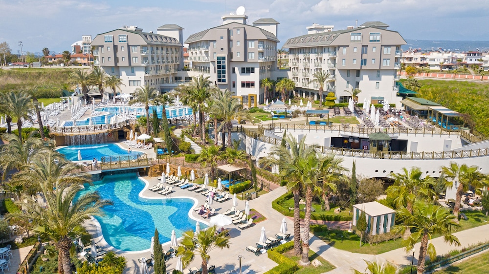 Novum Garden Side - All Inclusive — Swimming pool in Side