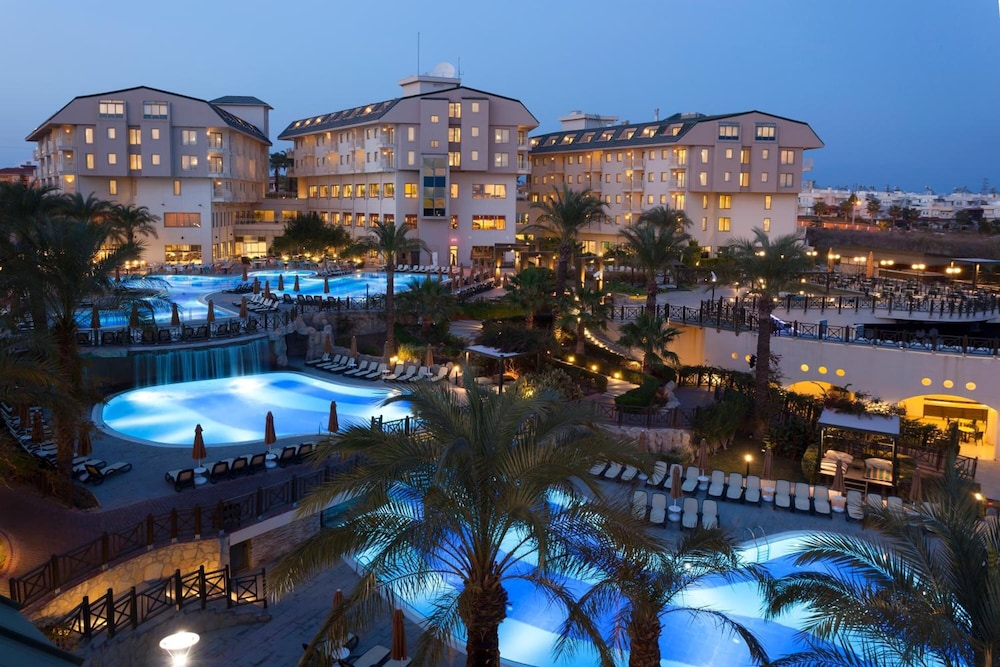 Novum Garden Side - All Inclusive — Swimming pool in Side