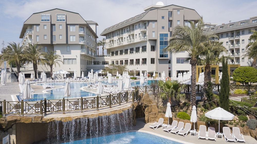 Novum Garden Side - All Inclusive — Swimming pool in Side