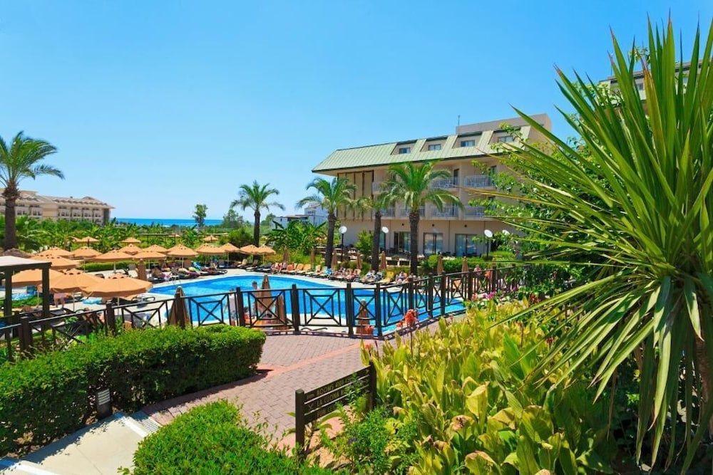 Novum Garden Side - All Inclusive — Swimming pool in Side