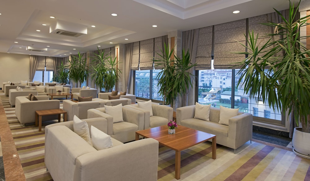 Novum Garden Side - All Inclusive — Hotel building in Side