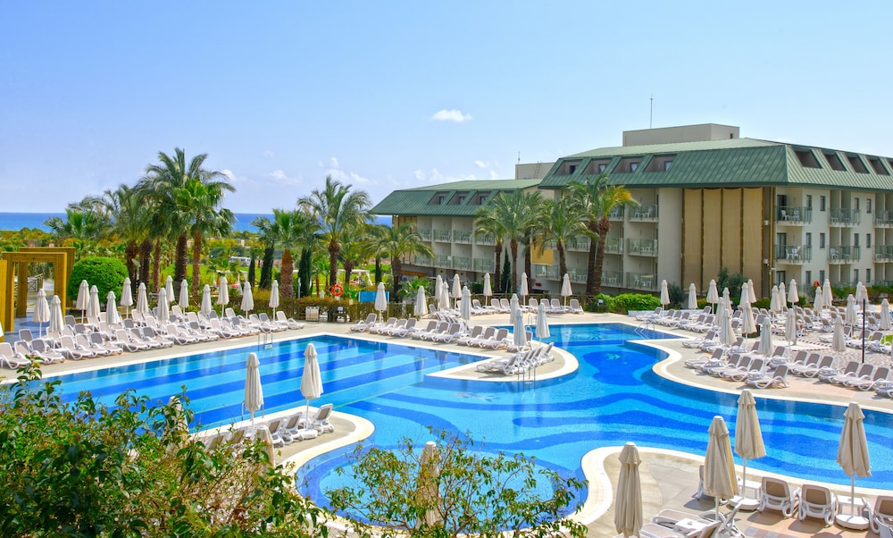Novum Garden Side - All Inclusive — Swimming pool in Side