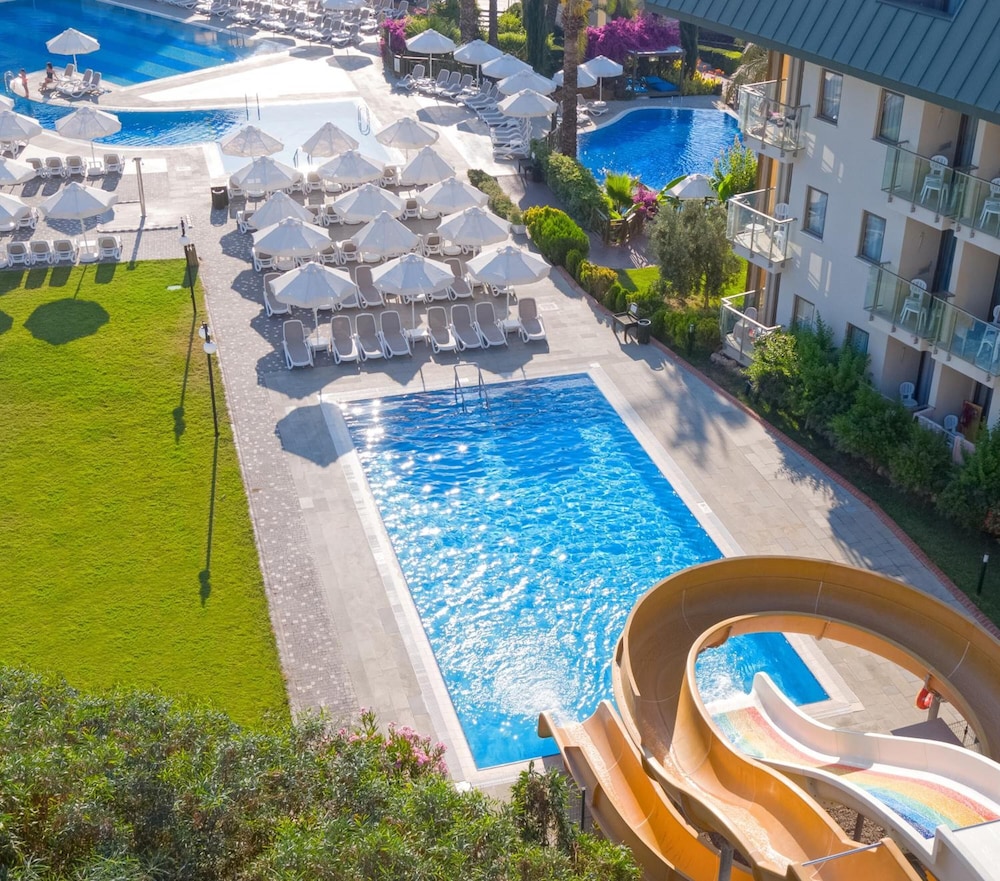 Novum Garden Side - All Inclusive — Swimming pool in Side