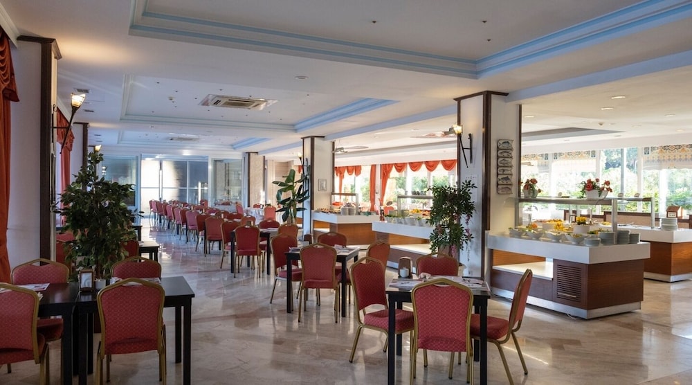 Pine House by Werde Hotels - All inclusive — Restaurant in Kemer