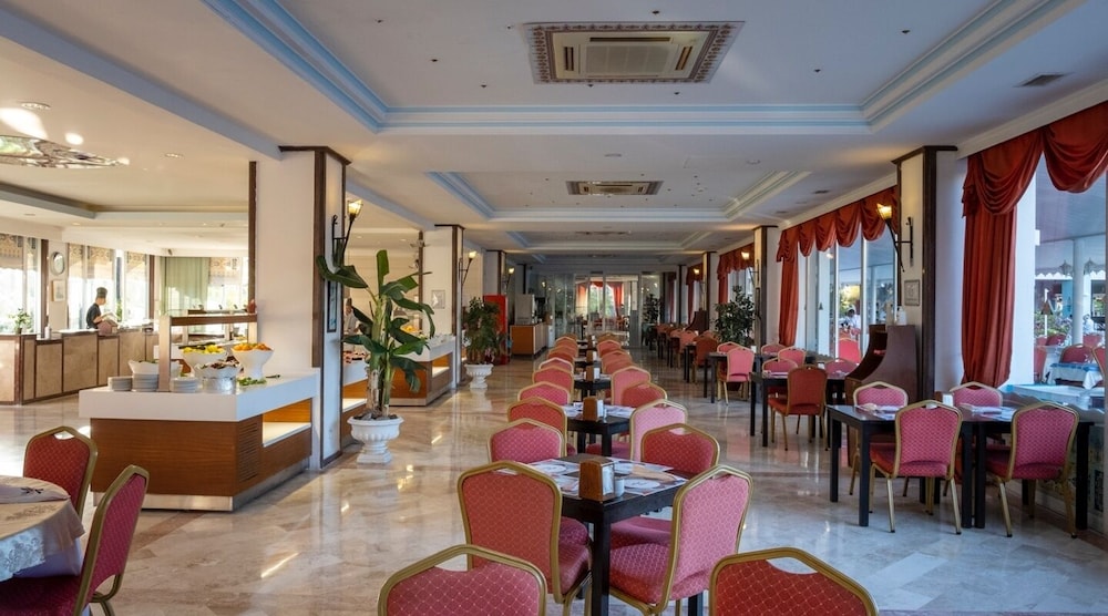 Pine House by Werde Hotels - All inclusive — Restaurant in Kemer