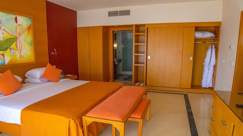 Parrotel Beach Resort — Hotel rooms in Sharm El Sheikh, Red Sea