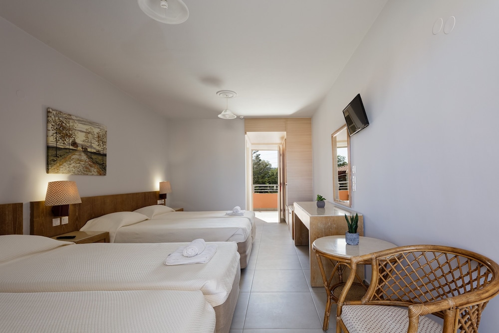 Rethymno Village — Hotel rooms in Rethymnon