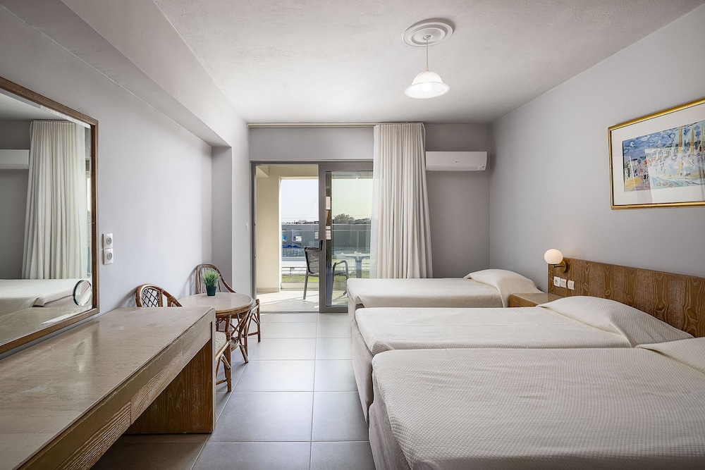 Rethymno Village — Hotel rooms in Rethymnon