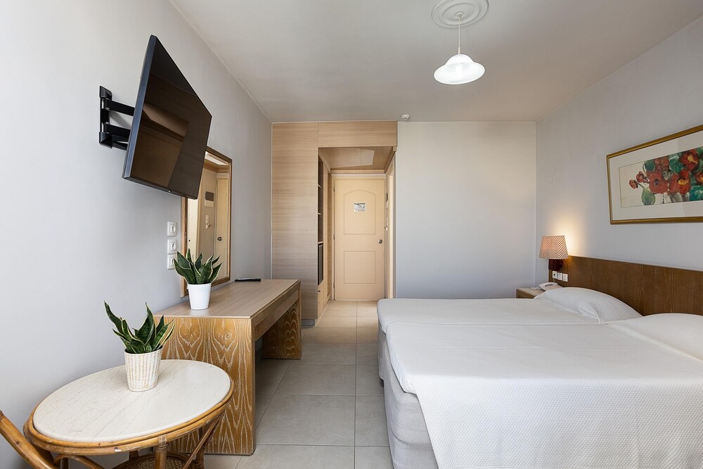 Rethymno Village — Hotel rooms in Rethymnon