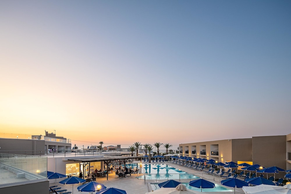 Rethymno Village — Swimming pool in Rethymnon