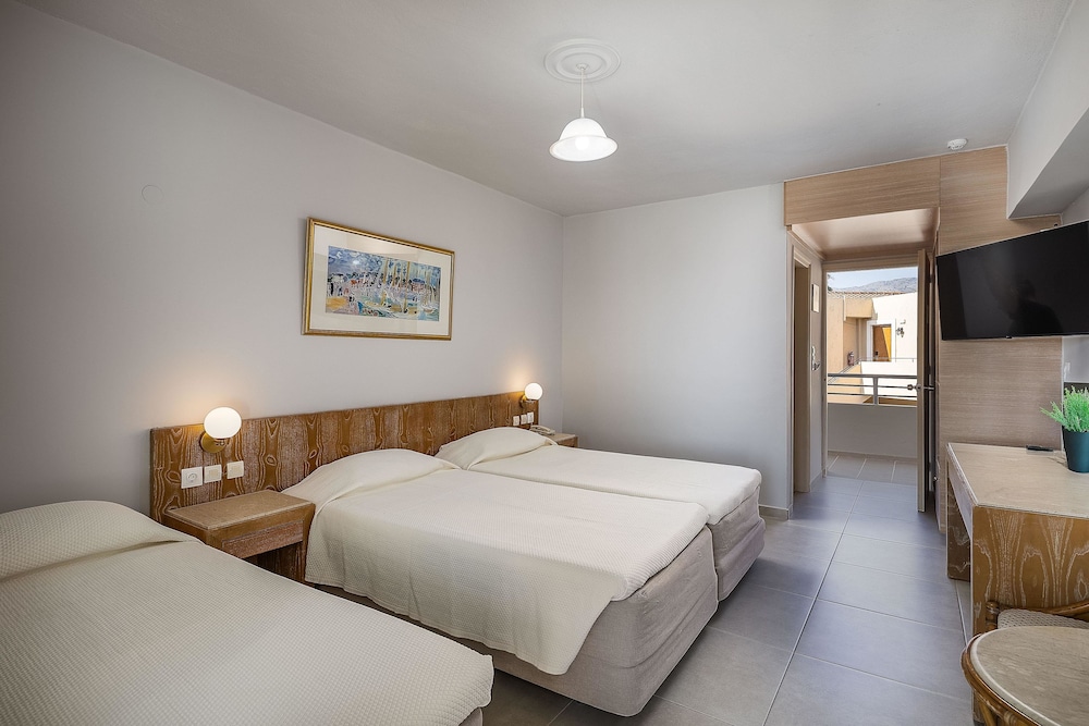 Rethymno Village — Hotel rooms in Rethymnon