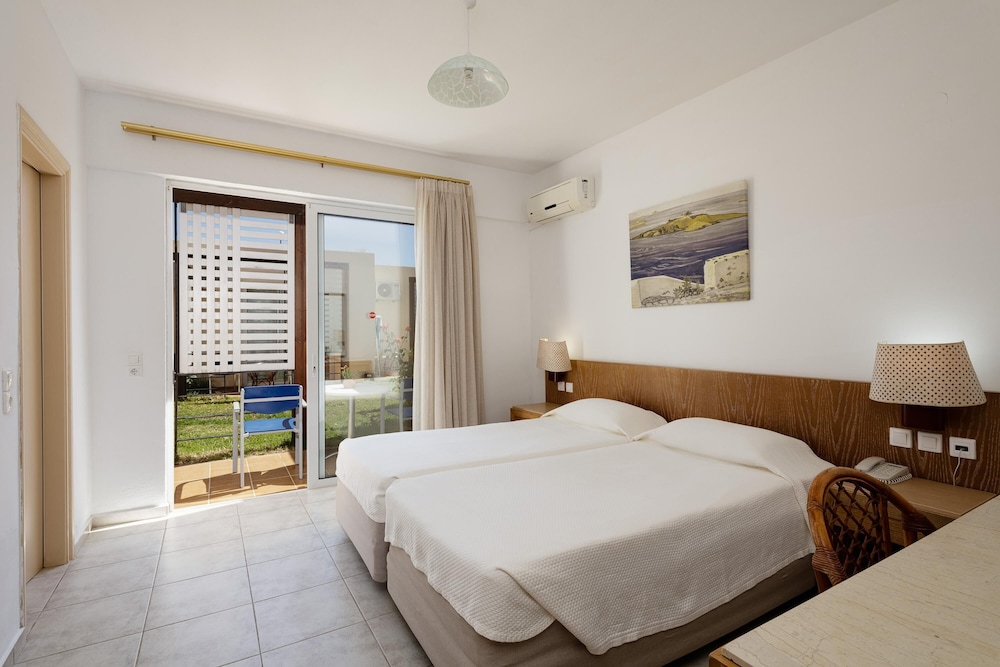 Rethymno Village — Hotel rooms in Rethymnon