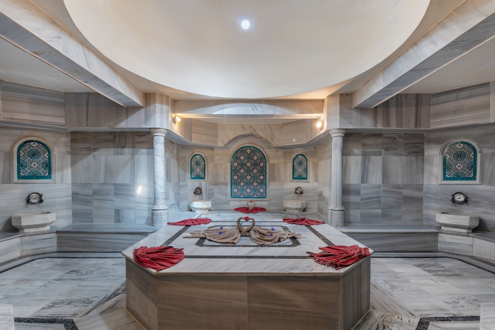 Emelda Sun Club - Ultra All Inclusive — Spa in Kemer