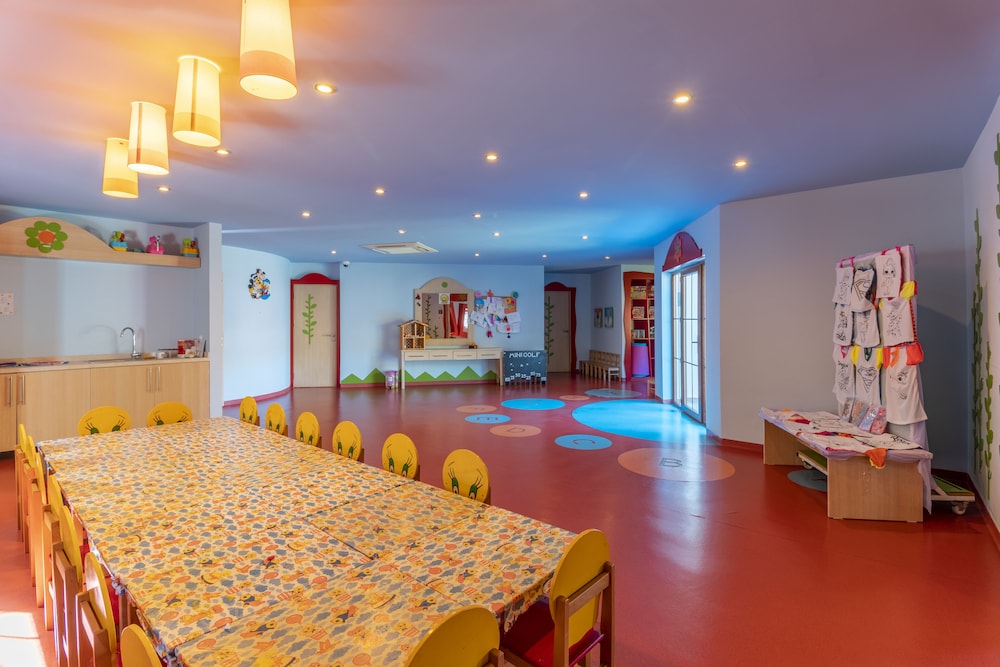 Emelda Sun Club - Ultra All Inclusive — Attractions for children in Kemer