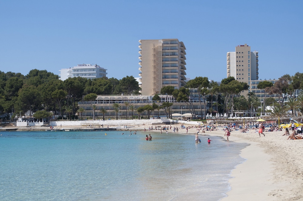 Melia Calviá Beach — Beach in Magaluf, Balearic Islands