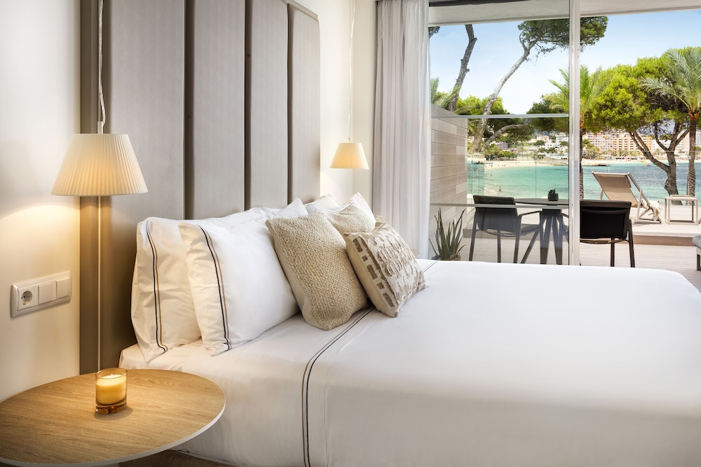 Melia Calviá Beach — Hotel rooms in Magaluf, Balearic Islands