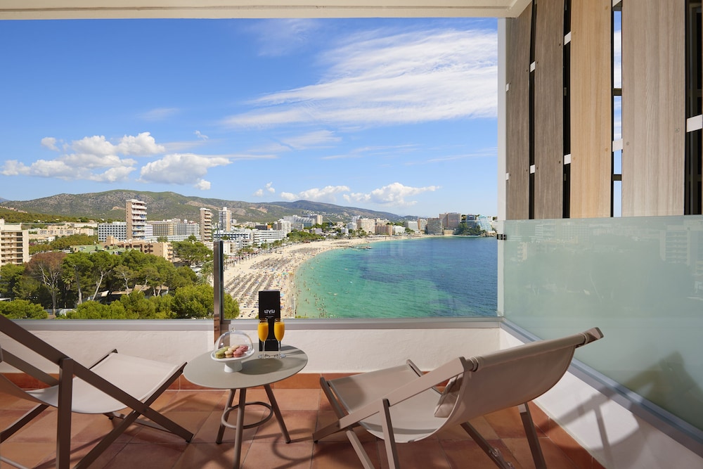 Melia Calviá Beach — Hotel rooms in Magaluf, Balearic Islands