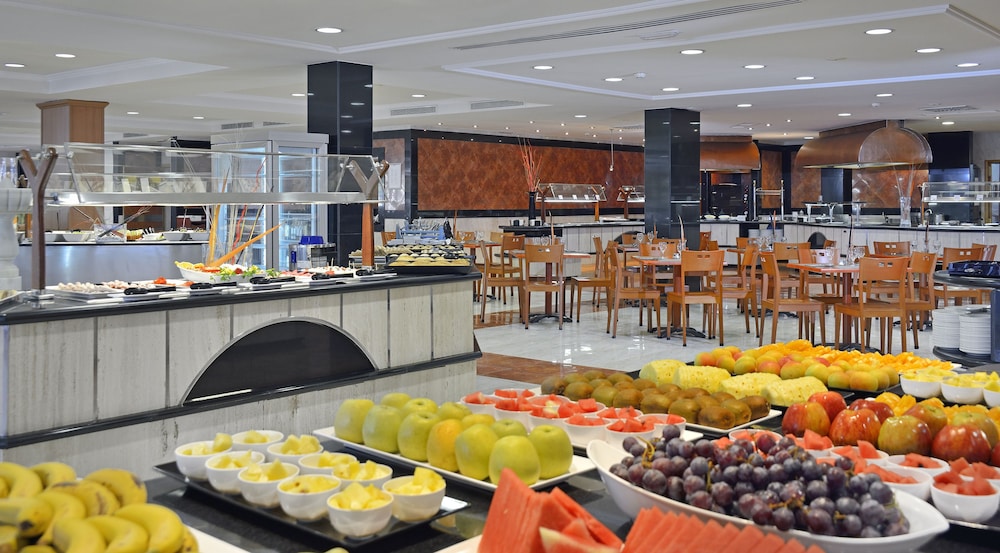 Sol Guadalupe — Restaurant & bars in Magaluf, Balearic Islands