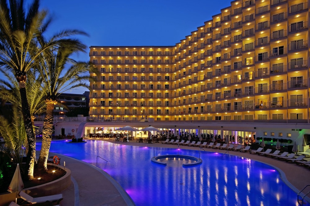 Sol Guadalupe — Hotel building in Magaluf, Balearic Islands