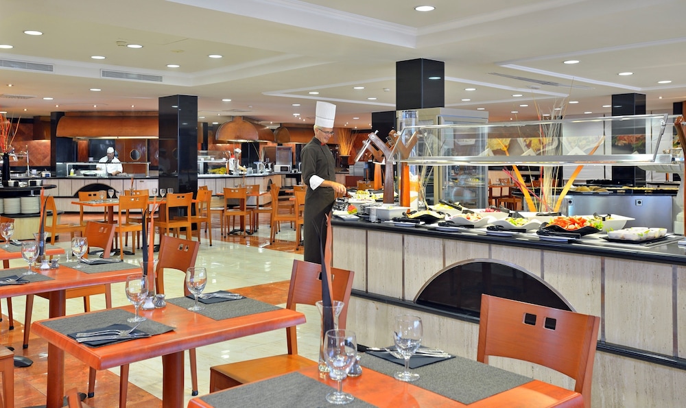 Sol Guadalupe — Restaurant & bars in Magaluf, Balearic Islands