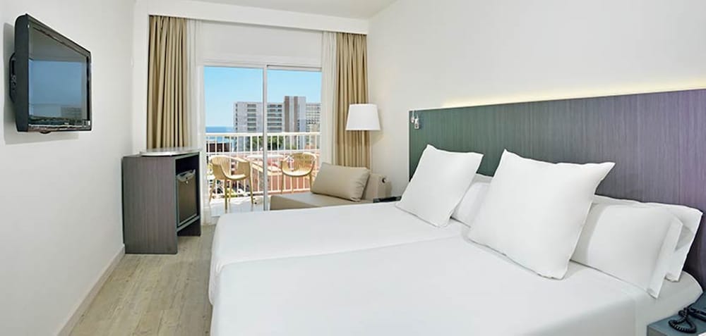 Sol Guadalupe — Hotel rooms in Magaluf, Balearic Islands