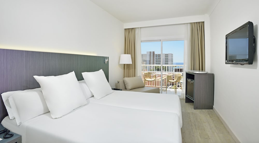 Sol Guadalupe — Hotel rooms in Magaluf, Balearic Islands