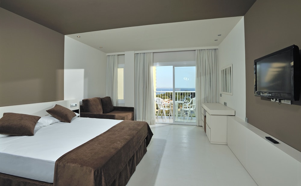Sol Guadalupe — Hotel rooms in Magaluf, Balearic Islands