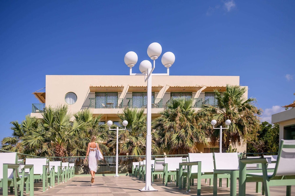 Star Beach Village and Water Park — Hotel building in Hersonissos