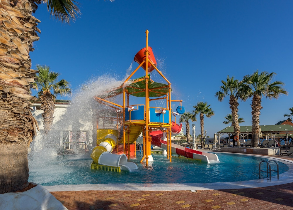 Star Beach Village and Water Park — Attractions for children in Hersonissos