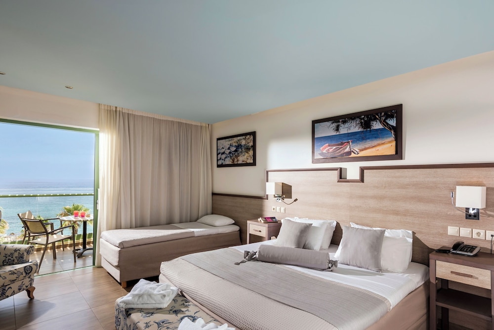 Star Beach Village and Water Park — Hotel rooms in Hersonissos