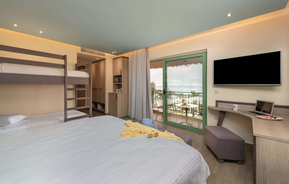 Star Beach Village and Water Park — Hotel rooms in Hersonissos