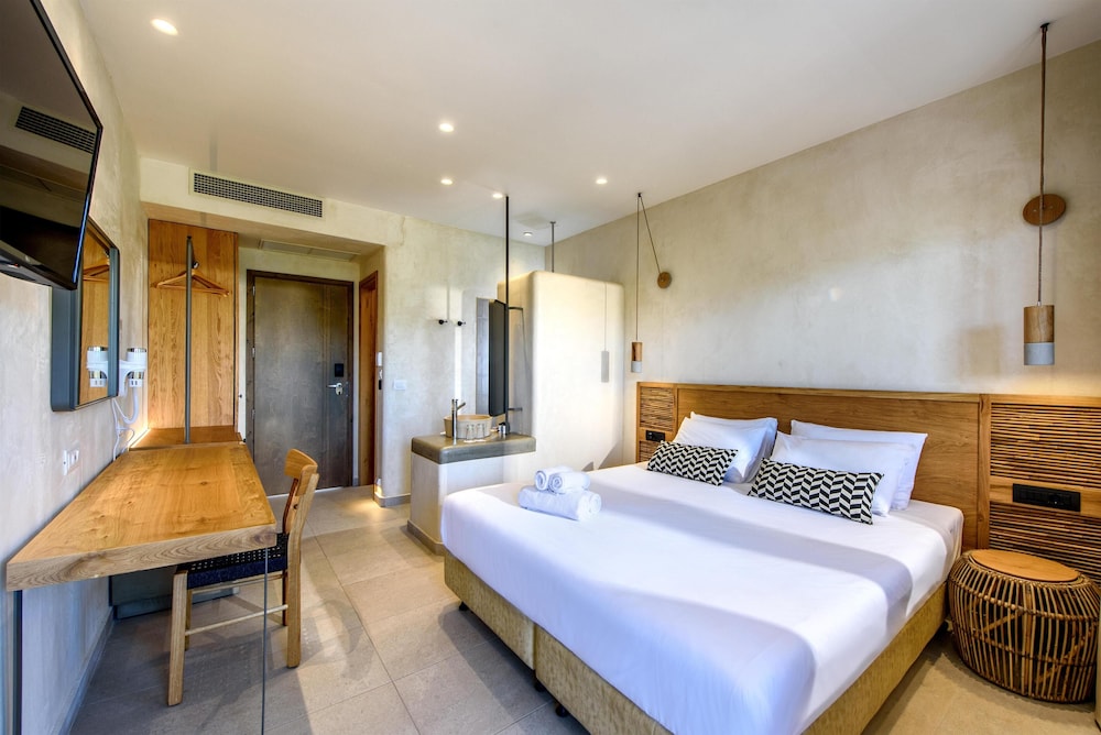 Stella Village Seaside Hotel - All inclusive — Hotel rooms in Analipsi