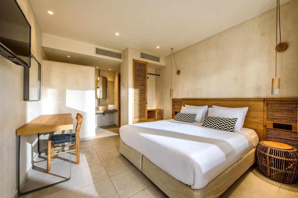 Stella Village Seaside Hotel - All inclusive — Hotel rooms in Analipsi