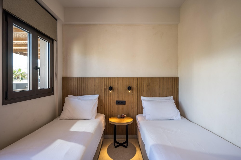 Stella Village Seaside Hotel - All inclusive — Hotel rooms in Analipsi