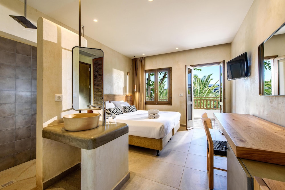 Stella Village Seaside Hotel - All inclusive — Hotel rooms in Analipsi