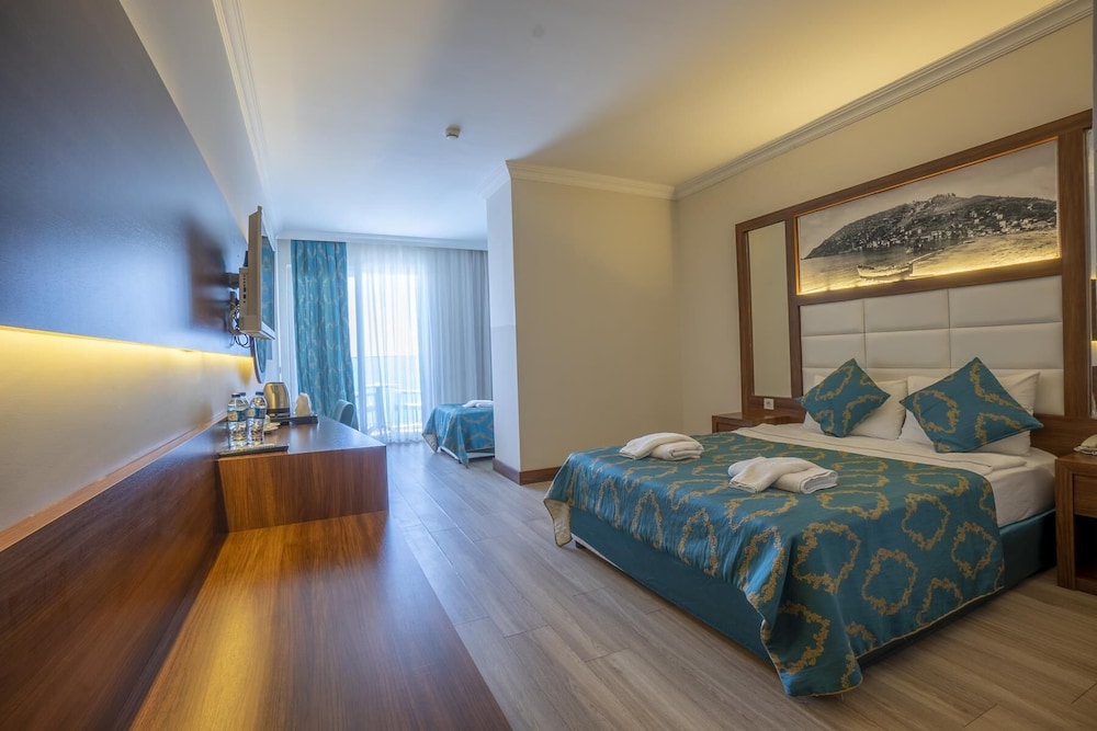 Sun Star Beach — Hotel rooms in Alanya