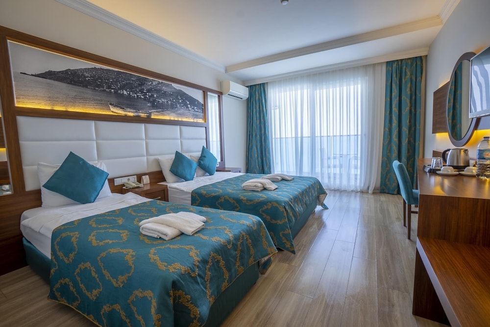 Sun Star Beach — Hotel rooms in Alanya